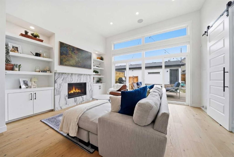 4940 20 Avenue NW, Calgary, Alberta