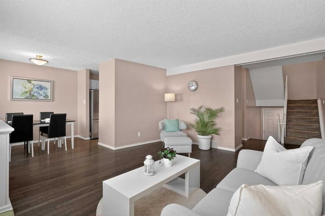 10304 Braeside Drive SW