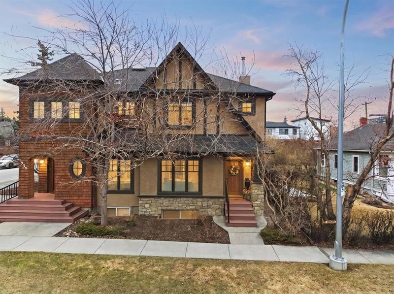 1937 26a Street SW, Calgary, Alberta