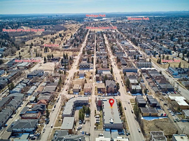 203 - 3600 15A Street SW