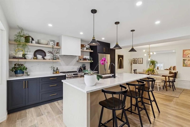 561 Point Mckay Grove NW, Calgary, Alberta