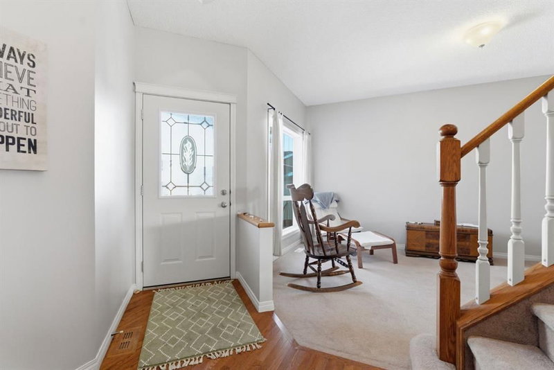 12 Crystal Shores Place, Okotoks, T1S 2G3 | Image 2