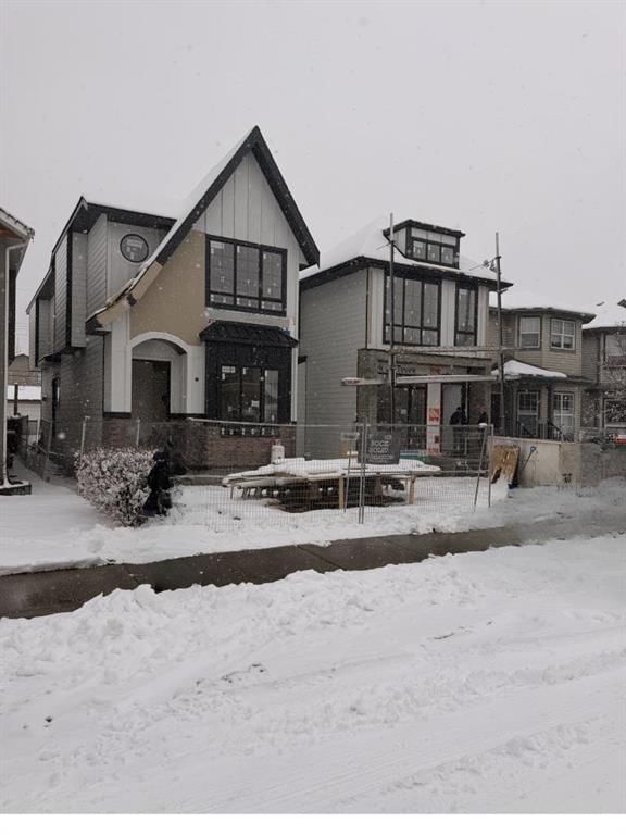 526 52 Avenue, Calgary, Alberta