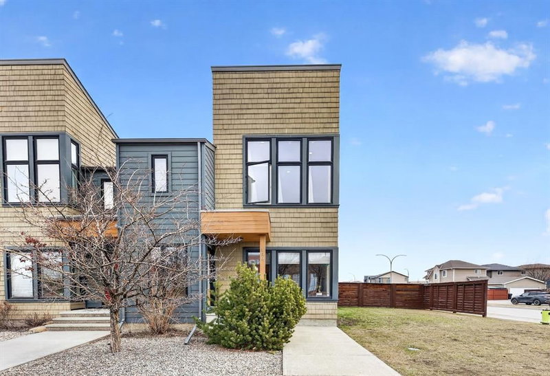 180 Walden Gate SE, Calgary, T2X 0P3 | Image 2