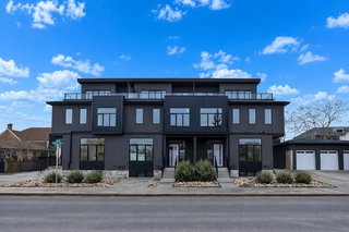 755 Centre Avenue NE