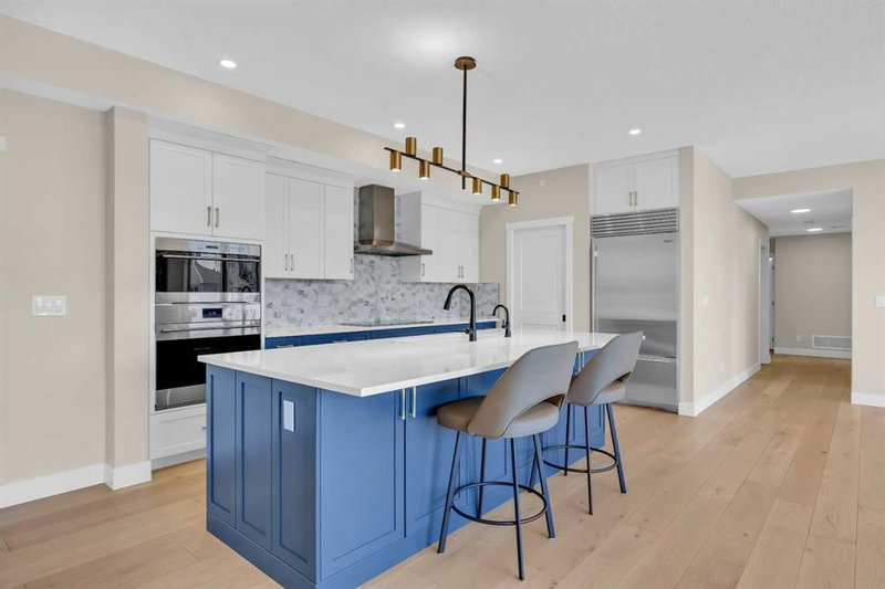 15 Cougar Ridge Landing SW #409, Calgary, Alberta