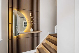 207 - 1997 Sirocco Drive SW