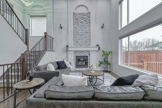 187 Kincora Drive NW