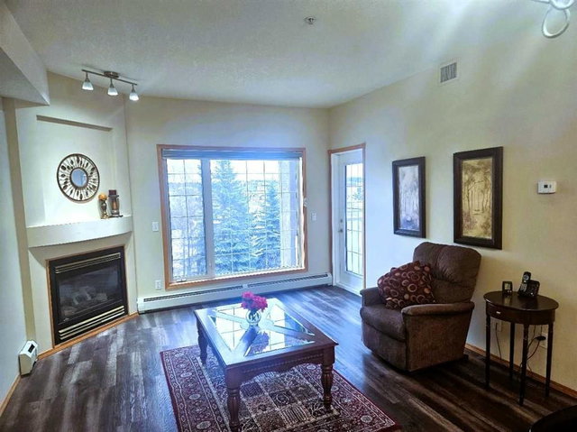 303 - 4512 52 Avenue