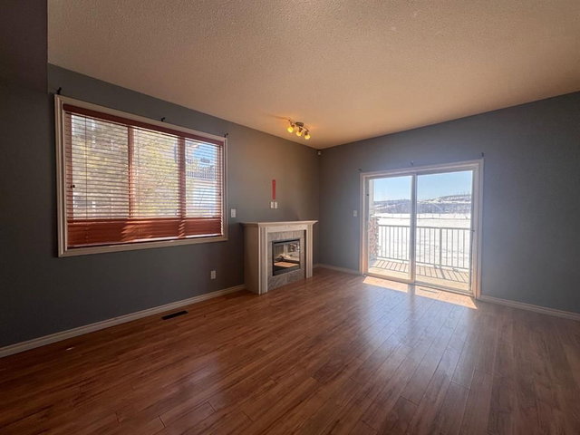 102 - 109 Fontaine Crescent