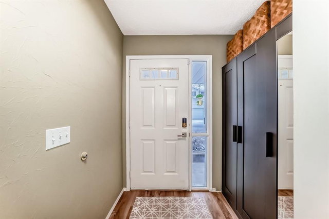 424 Hawkstone Manor NW