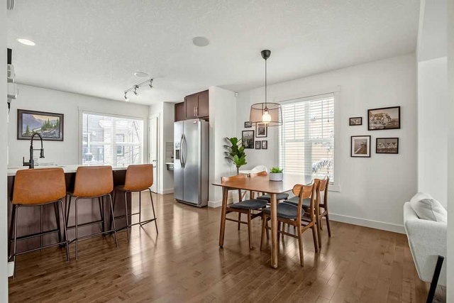 369 Mckenzie Towne Gate SE