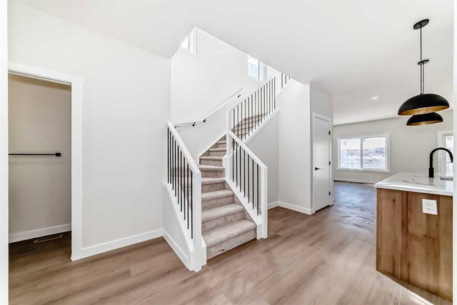 109 Baysprings Gardens SW