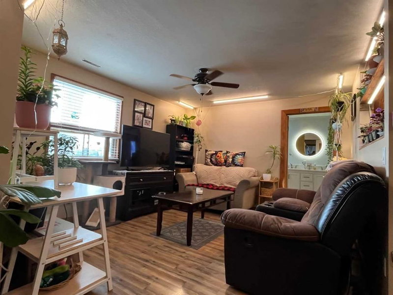 505 4 Street, Stirling, T0K 2E0 | Image 2