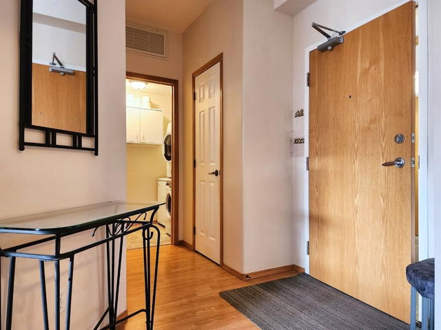 223 - 2020 32 Street S