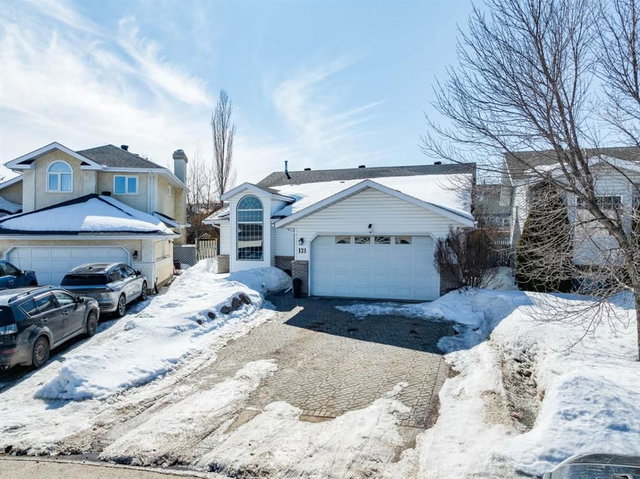 121 Castle Ridge Lane