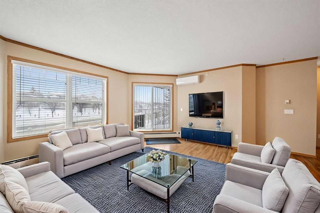 310 - 11 Somervale View SW