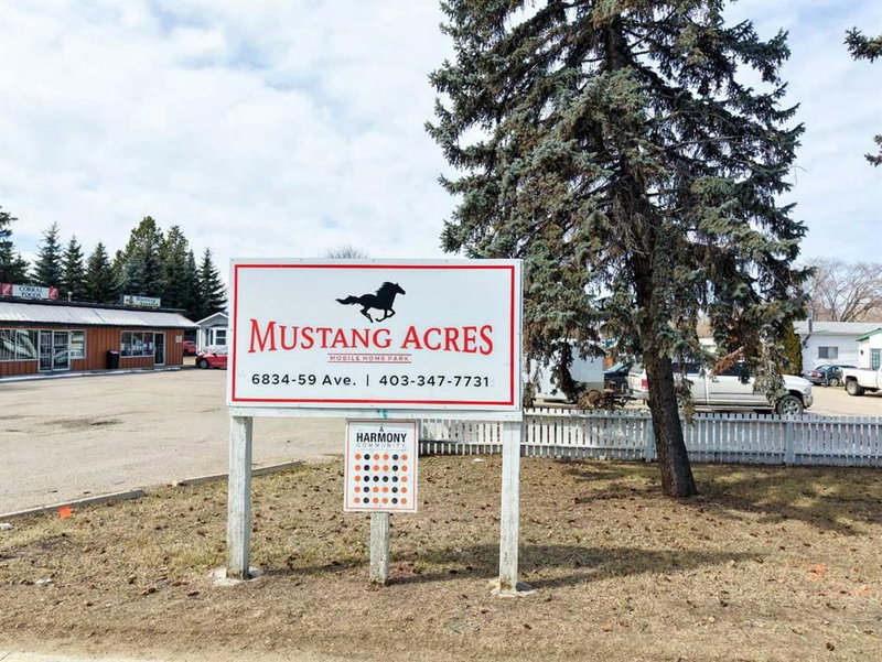 107 - 6834 59 Avenue, Red Deer, T4P 1C9 | Image 2