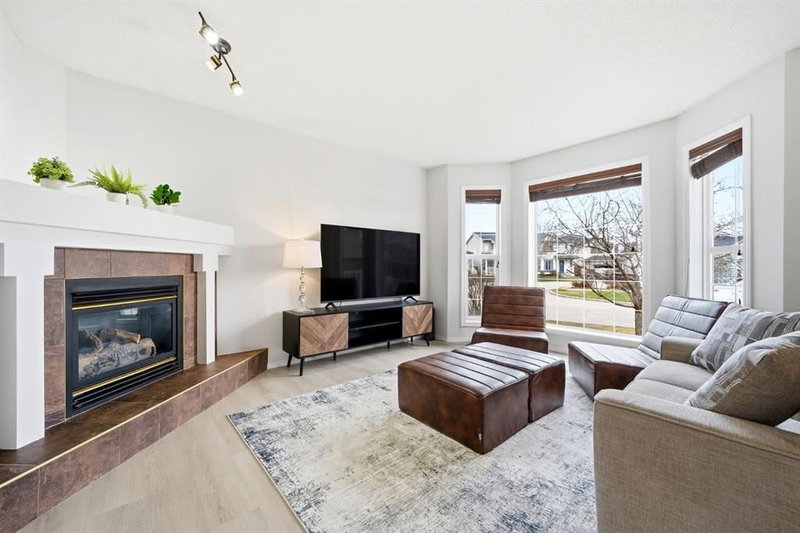 13 Coville Gardens, Calgary, T3K5N8 | Image 3