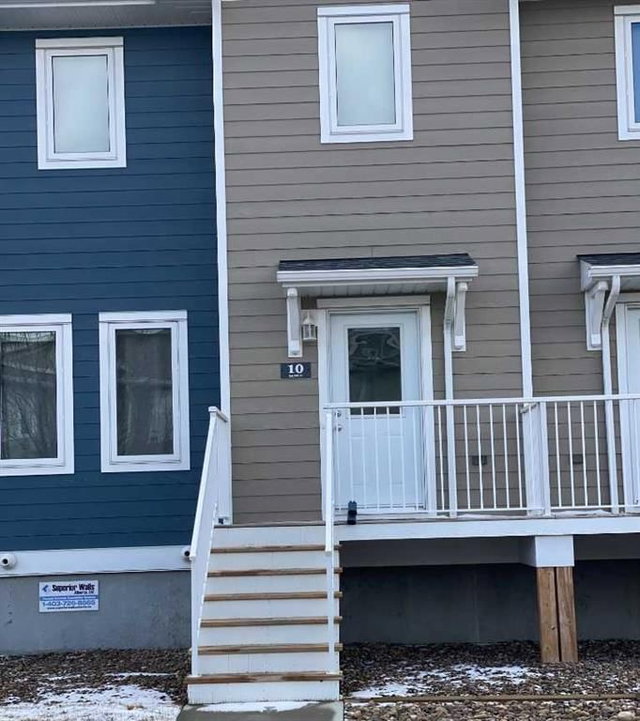 10 Sage Brush Avenue