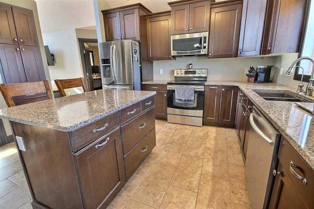 213 46424 Twp Rd 611