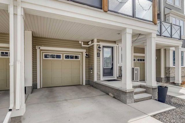 230 Hillcrest Gardens SW