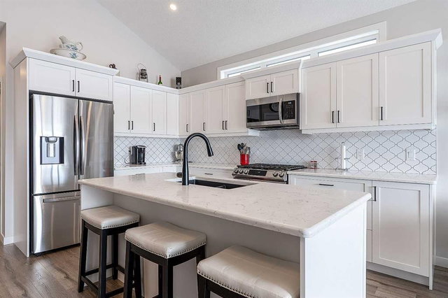 511 Kingsmere Way SE