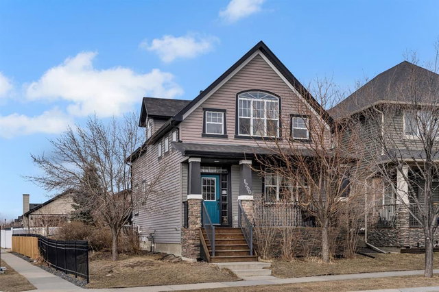 1200 Ravenswood Drive SE