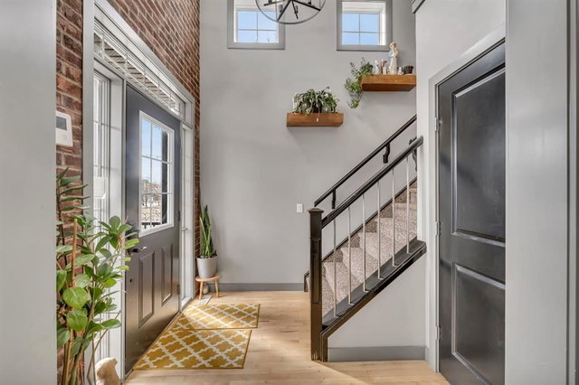 1200 Ravenswood Drive SE