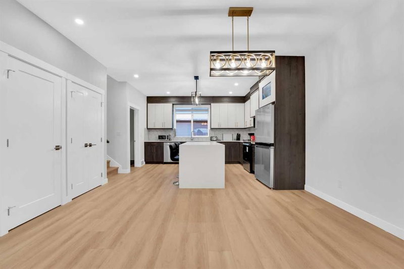 214 99 Avenue SE, Calgary, Alberta