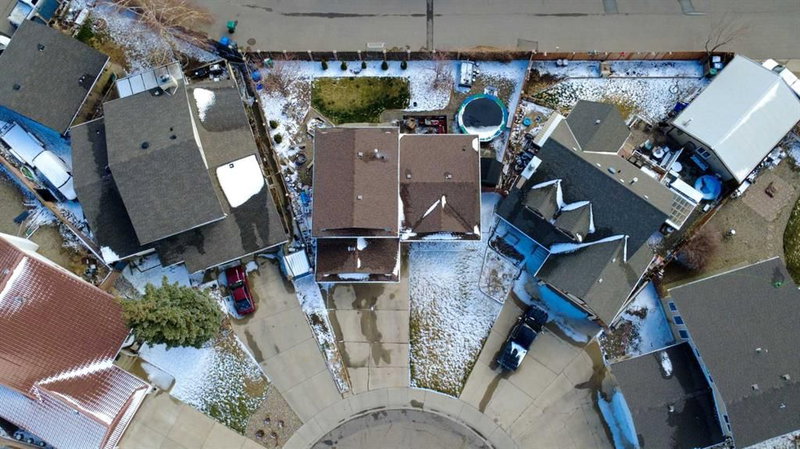 19 Beaverbrook Bay N, Lethbridge, T1H 5Z6 | Image 2