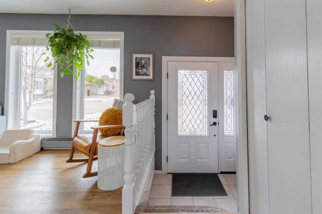 19 Beaverbrook Bay N