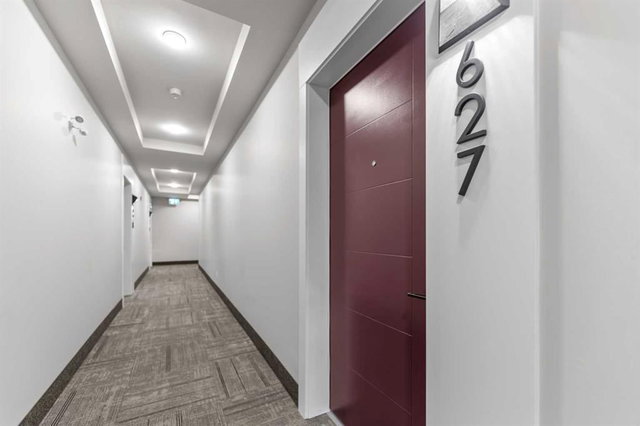 627 - 3932 University Avenue NW