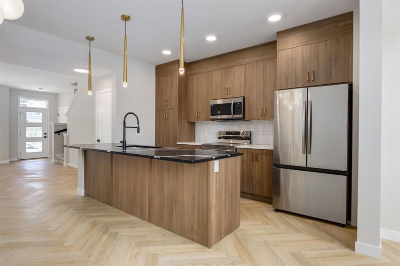 780 Sora Boulevard SE, Calgary, Alberta