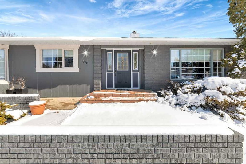 810 10 Avenue, Wainwright, T9W 1B8 | Image 2