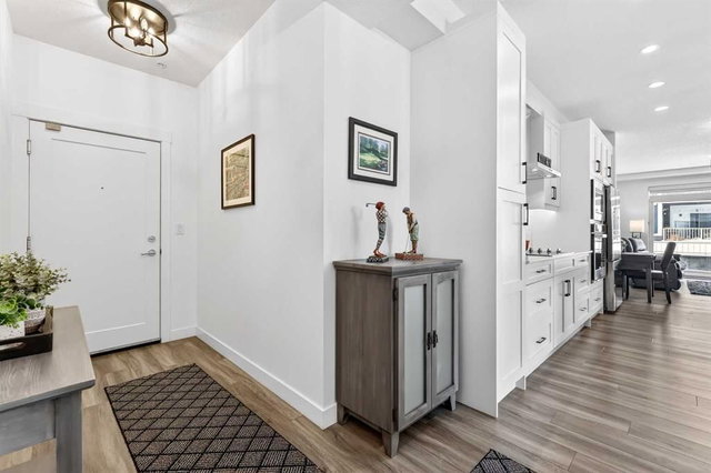 122 - 400 Auburn Meadows Common SE