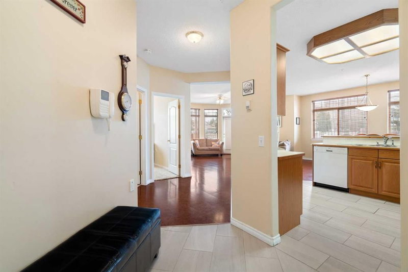 . - 2107 Patterson View SW, Calgary, T3H 3J9 | Image 3