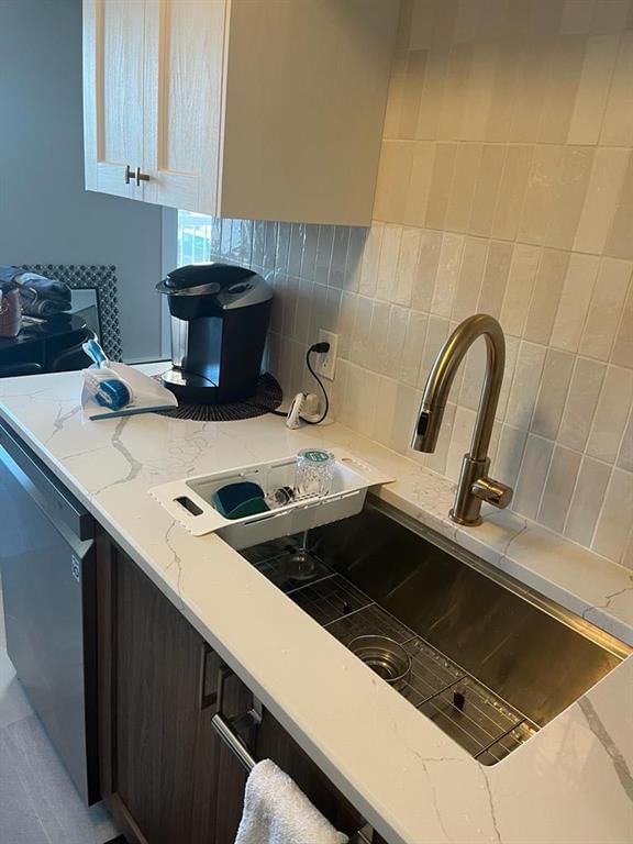 302 - 10014 Morrison Street