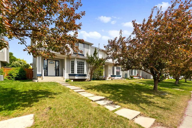 42 River Rock Road SE
