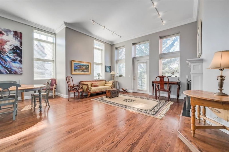 202, 3650 2 Street SW, Parkhill — interior photo 5