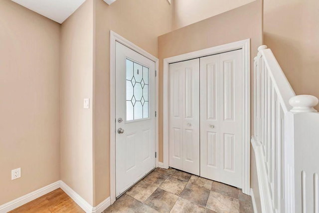 302 - 4405 32 Street