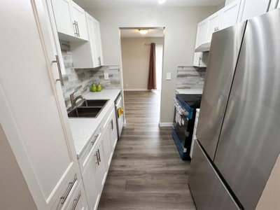 #16 - 5935 63 Street