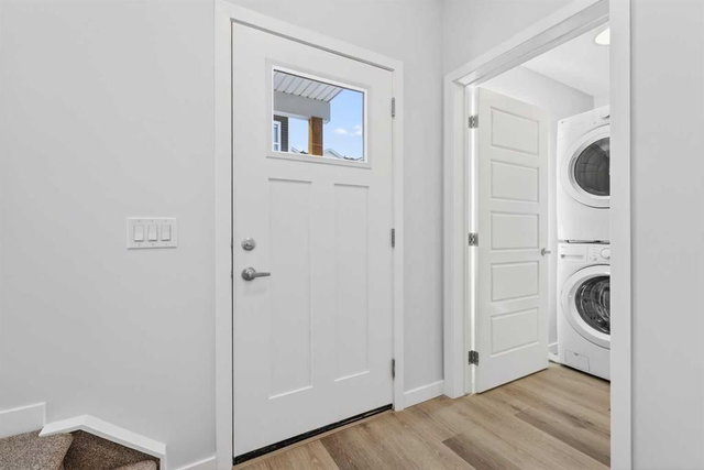 828 - 132 Red Embers Link NE