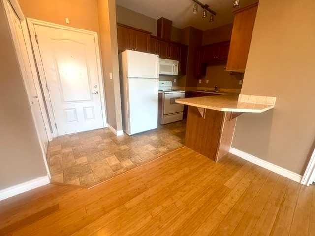 301 - 9225 Lakeland Drive