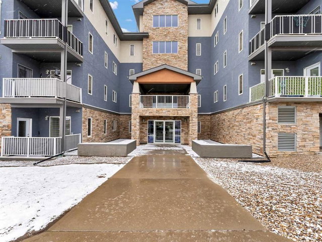 317 - 19 Terrace View NE