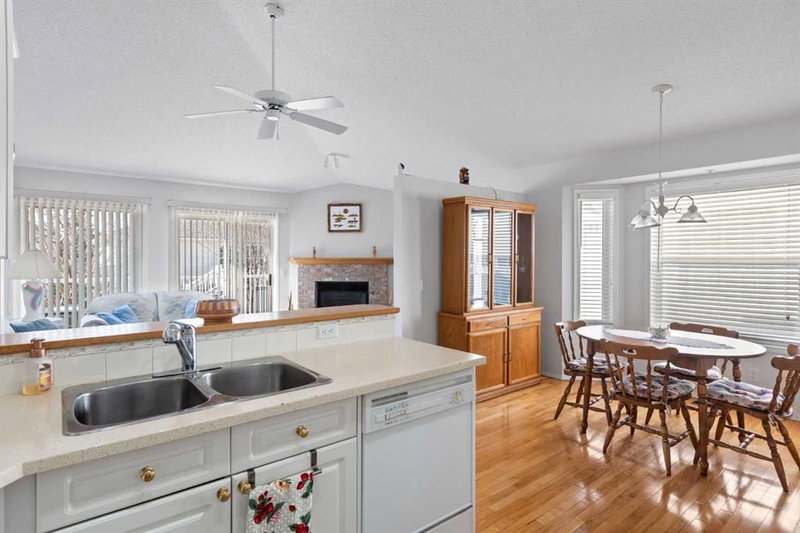 303 De Foras Close NW, High River Golf Course — interior photo 7