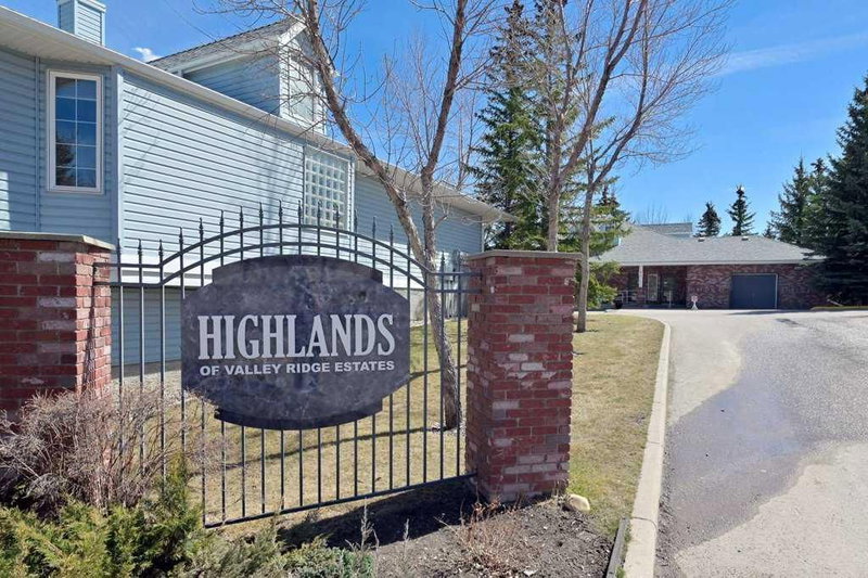 184 Valley Ridge Heights NW, Calgary, T3B 5T3 | Image 2