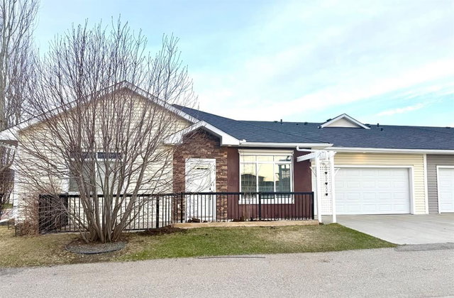 501 Sunvale Crescent NE