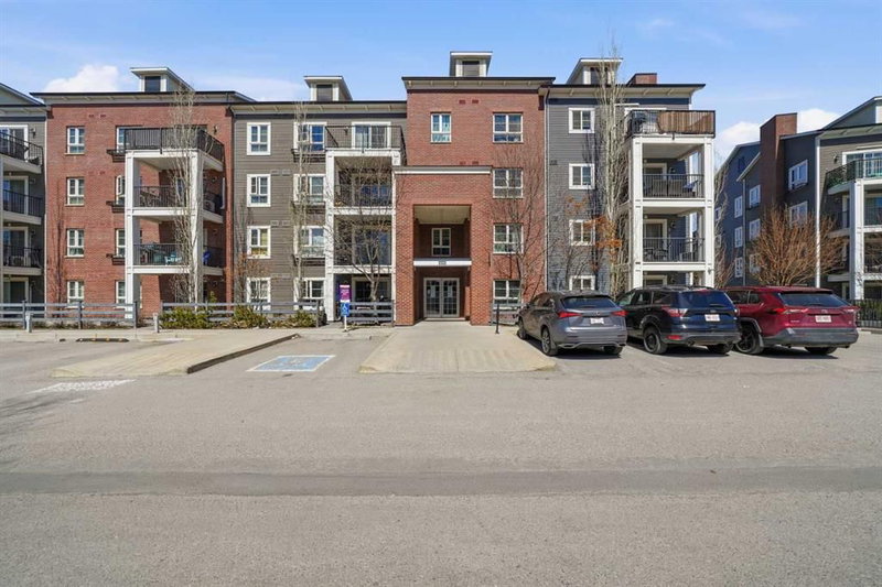 4201 - 279 Copperpond Common SE