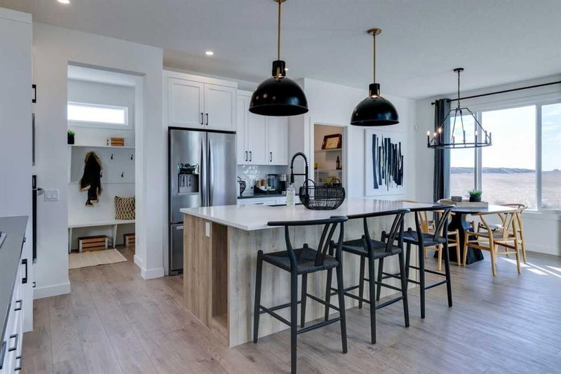 94 Bridgeport Landing, Chestermere, T1X3E3 | Image 2